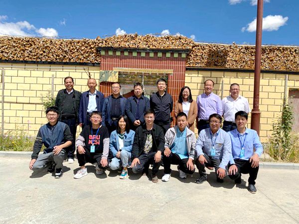 高原慰問送清涼，情系基層暖人心
